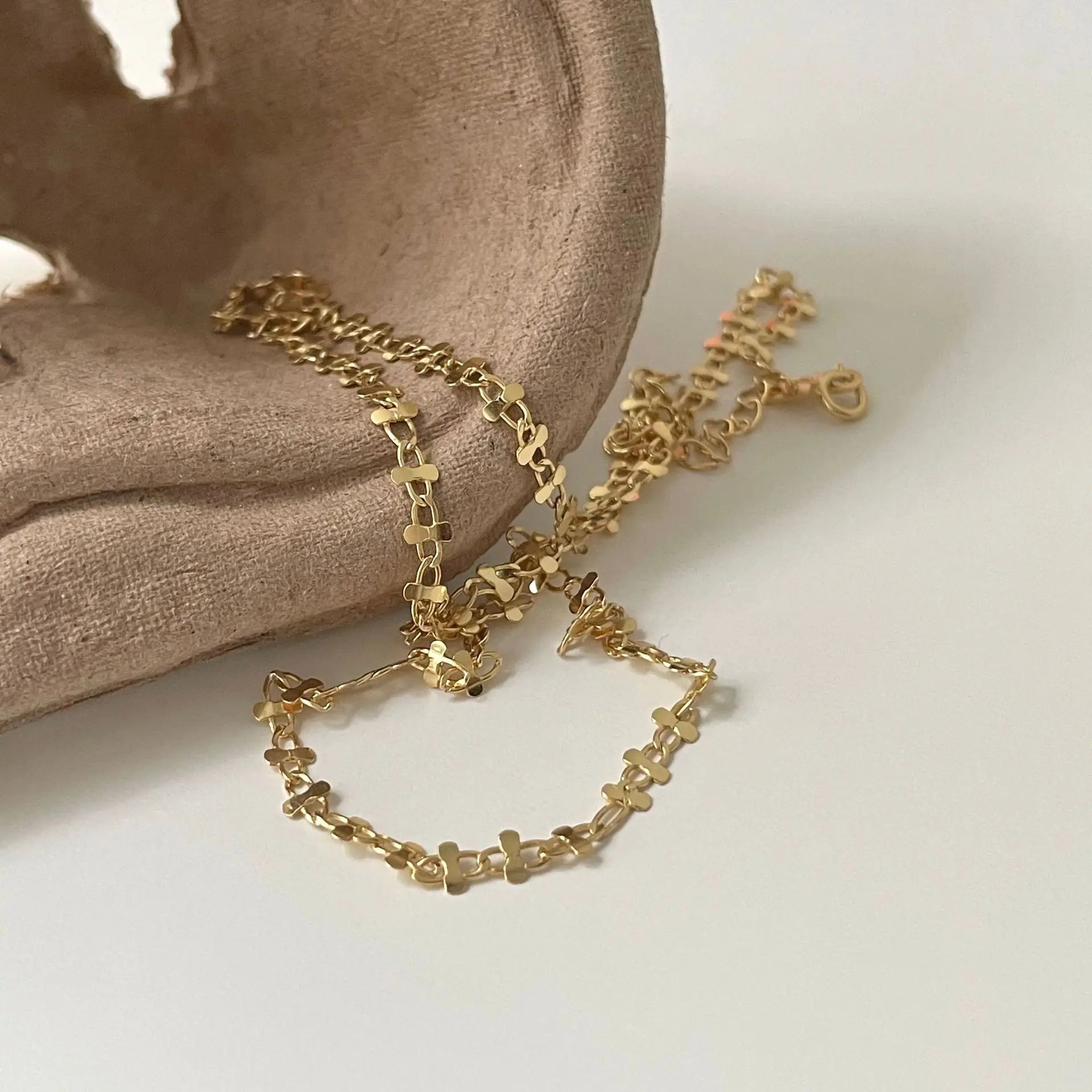 Gold Vintage-Inspired Chain Necklace